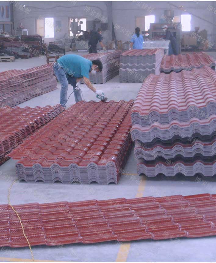 購買秸稈纖維聚酯瓦注意什么方面?