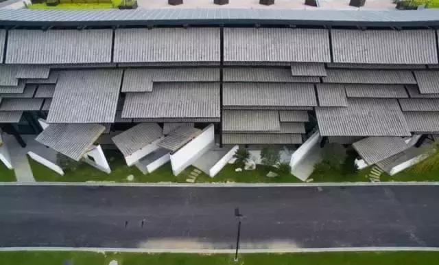 青瓦灰墻,高瓴飛檐,處處消磨時光