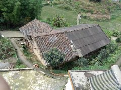 新農村舊小青瓦房在怎么翻新 樹脂瓦房翻新技巧值得一看